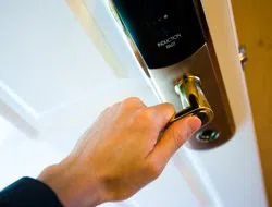 San Mateo Locksmith Service San Mateo, CA 650-713-3102 - com-side